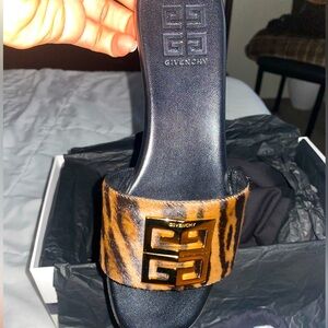 Givenchy New size 6
